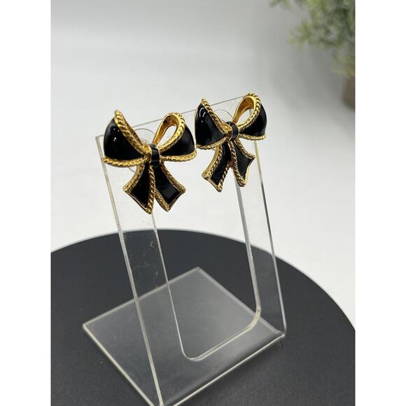 Kenneth Jay Lane for Avon Black Enamel Bow Pendant Enhancer‎ Clip Earrings Set - Picture 5 of 16